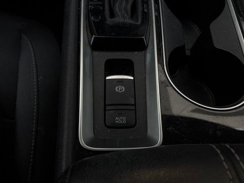 Used 2021 Nissan Altima 2.5 SV w/ SV Premium Package FWD image 24