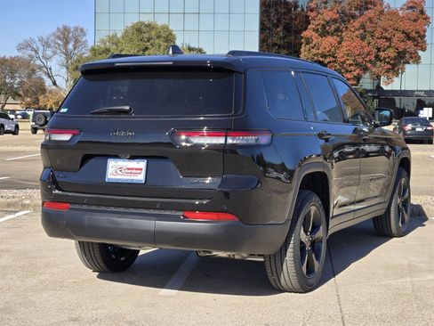 New 2025 Jeep Grand Cherokee L Limited w/ Black Appearance Package image 4