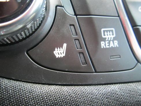 Used 2024 Chevrolet Malibu LT FWD image 15