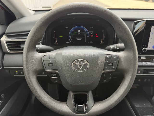 Used 2025 Toyota Camry LE FWD image 13