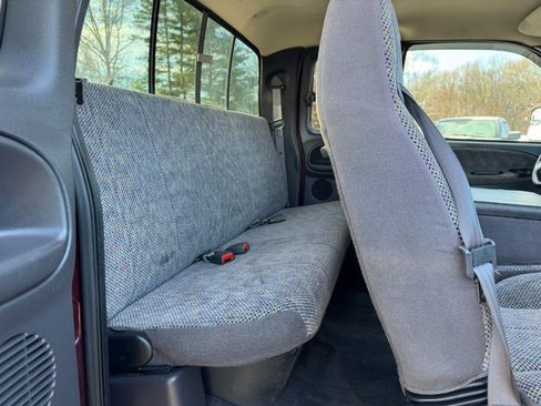 Used 2000 Dodge Ram 3500 Truck 2WD Quad Cab image 19