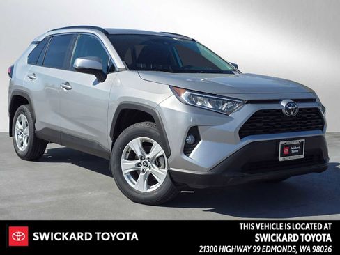 Certified 2020 Toyota RAV4 XLE w/ XLE Grade Weather Package AWD/4WD image 1