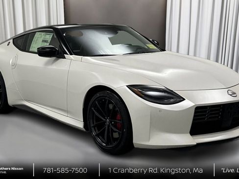 New 2025 Nissan Z Performance w/ Floor Mat Package image 8