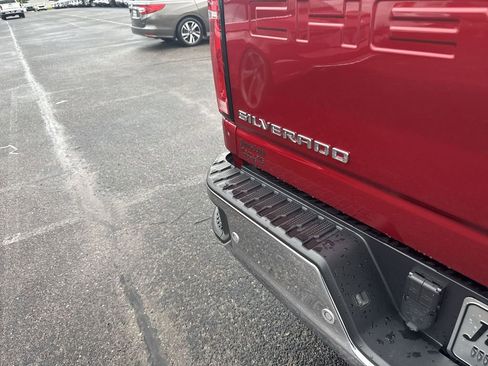 Certified 2025 Chevrolet Silverado 2500 LTZ w/ LTZ Premium Package AWD/4WD image 39