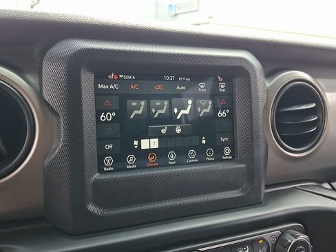 Used 2020 Jeep Wrangler Unlimited Sport S AWD/4WD image 16