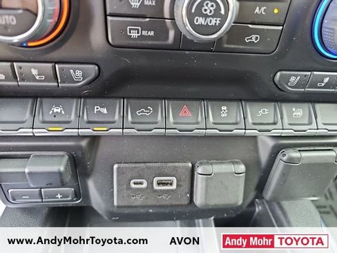 Used 2022 Chevrolet Silverado 1500 High Country w/ Technology Package image 27