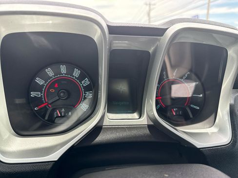 Used 2010 Chevrolet Camaro LT RWD image 11