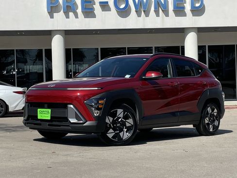 Used 2025 Hyundai Kona SEL image 1