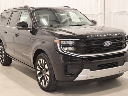 New 2025 Ford Expedition Max Platinum w/ Platinum Ultimate Package image 2