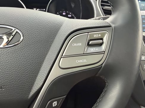 Used 2018 Hyundai Santa Fe Sport image 14