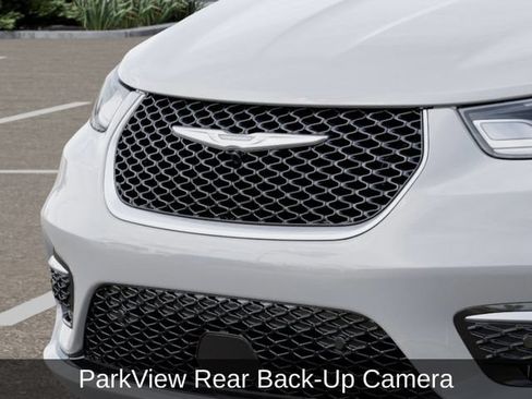 New 2026 Chrysler Pacifica Pinnacle FWD image 12