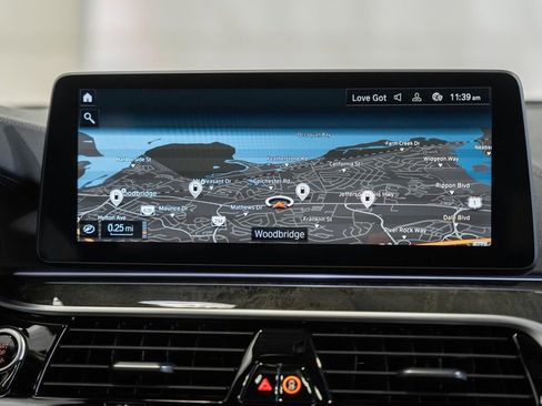 Used 2021 BMW M550i xDrive w/ Premium Package image 31