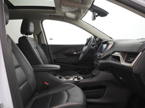 Used 2018 GMC Terrain Denali w/ GMC Pro Grade Package AWD/4WD image 11