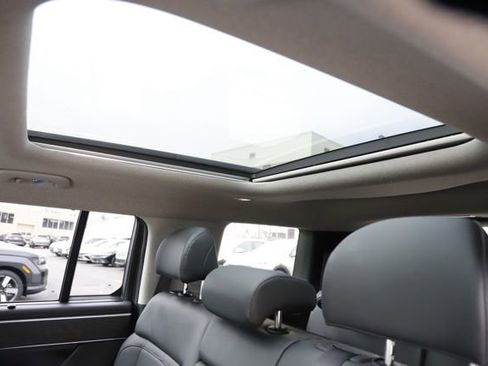 Certified 2025 Hyundai Santa Fe Limited image 17