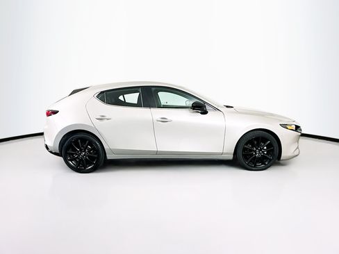 Used 2024 MAZDA MAZDA3 s FWD image 10