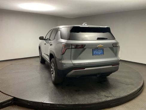 New 2026 Chevrolet Equinox LT w/ LPO, Floor Liner Package AWD/4WD image 5