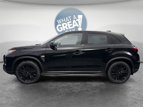 New 2026 Mitsubishi Outlander Sport LE image 7