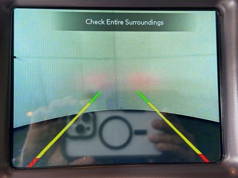 Used 2023 Dodge Challenger SXT w/ Blacktop Package image 19