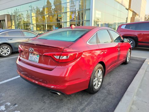 Used 2015 Hyundai Sonata SE w/ Option Group 09 FWD image 5