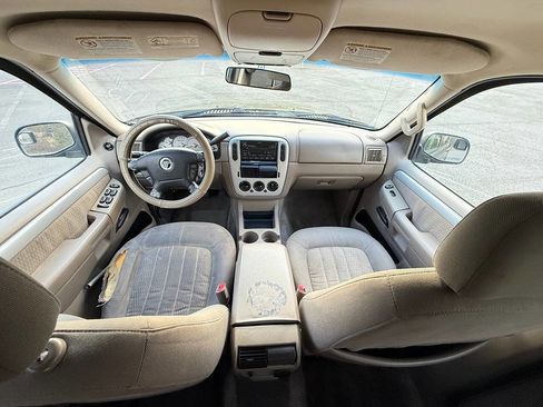 Used 2002 Mercury Mountaineer AWD image 17