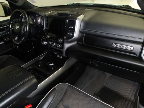 Used 2023 RAM 1500 Laramie AWD/4WD image 15