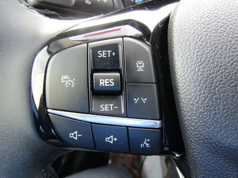 Used 2025 Ford Escape Platinum w/ Class II Trailer Tow Package AWD/4WD image 26