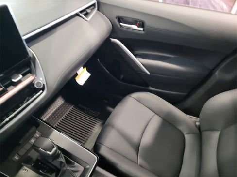 New 2026 Toyota Corolla Cross XLE image 9