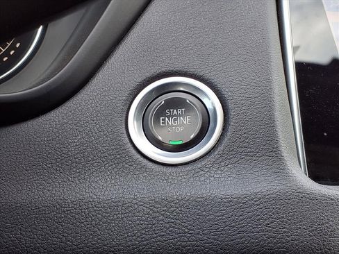 Used 2020 Cadillac XT4 Sport image 19