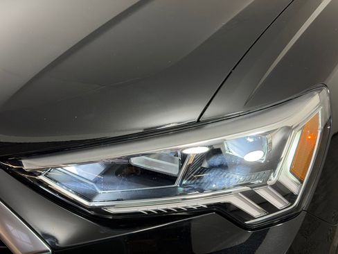 Used 2020 Audi Q3 2.0T Prestige image 11