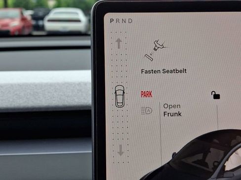 Used 2026 Tesla Model Y 2WD image 17