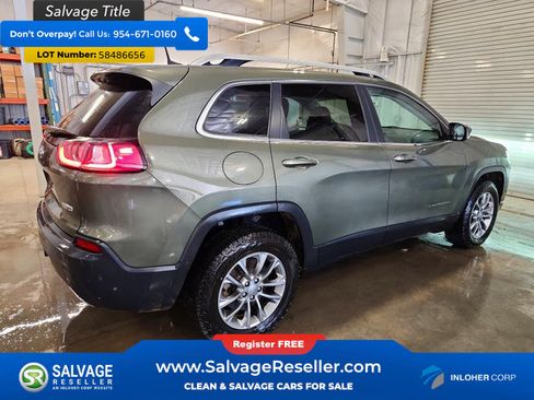 Used 2019 Jeep Cherokee Latitude Plus w/ Cold Weather Group AWD/4WD image 4