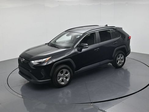 Used 2023 Toyota RAV4 XLE AWD/4WD image 41