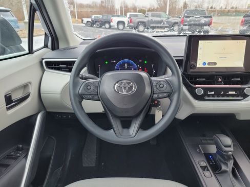 New 2026 Toyota Corolla Cross L image 8