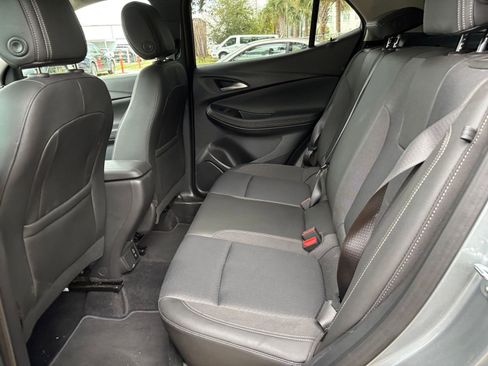 Used 2025 Buick Encore GX Preferred image 25