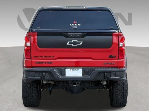 Used 2024 Chevrolet Silverado 1500 ZR2 w/ ZR2 Bison Edition AWD/4WD image 11