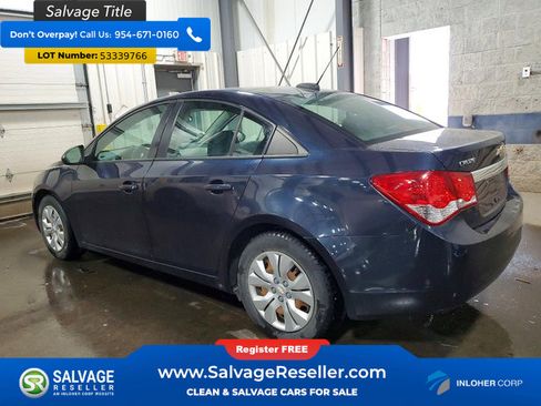 Used 2015 Chevrolet Cruze LS FWD image 3