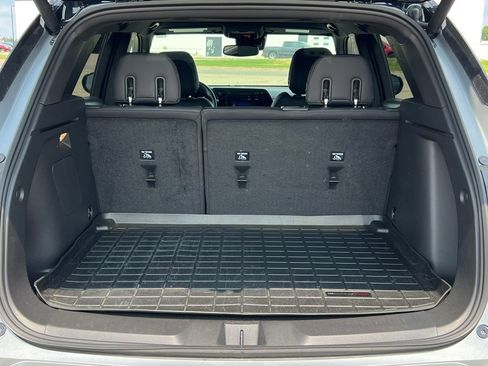 Used 2024 Chevrolet TrailBlazer RS w/ Convenience Package FWD image 35