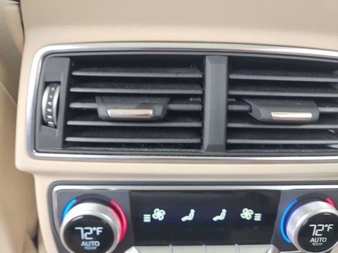 Used 2018 Audi Q7 3.0T Prestige w/ Prestige Package image 29