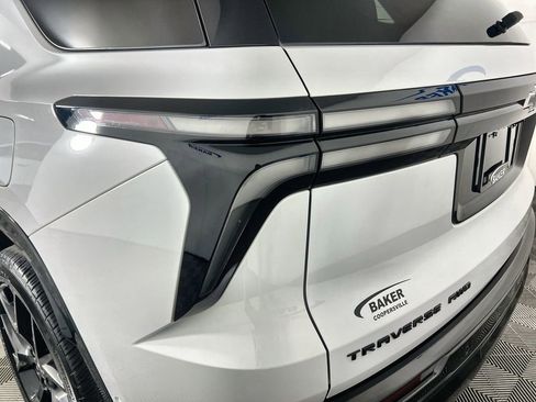 Certified 2024 Chevrolet Traverse RS AWD/4WD image 38