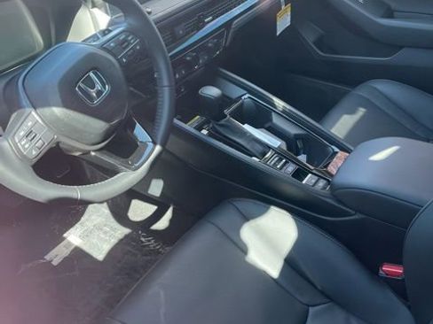 New 2025 Honda Accord EX-L image 10