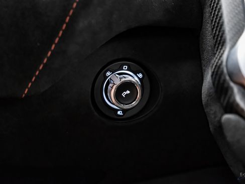 Used 2021 McLaren 765LT RWD image 86
