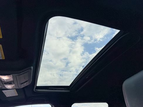 Used 2023 Nissan Frontier PRO-4X w/ Pro-4X Premium Package image 10