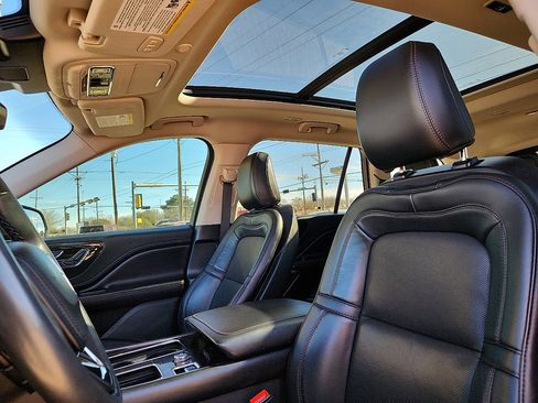 Used 2024 Lincoln Aviator Reserve image 12