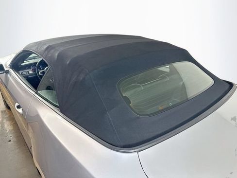 Used 2020 Ford Mustang Premium RWD image 7