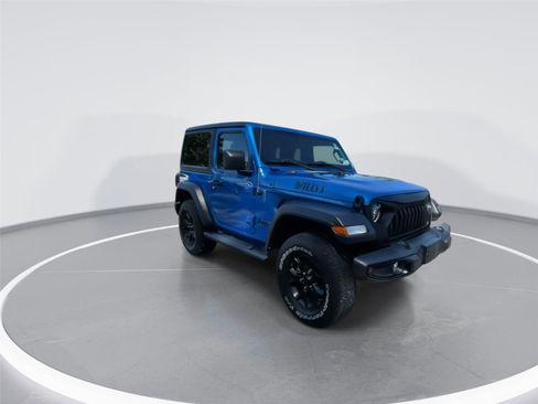 Used 2022 Jeep Wrangler Sport AWD/4WD image 6