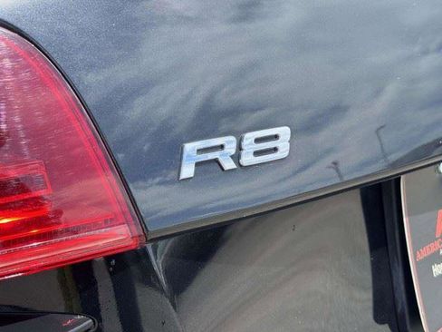 Used 2011 Audi R8 V8 AWD/4WD image 15