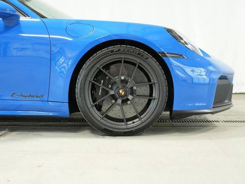 Used 2026 Porsche 911 Carrera GTS image 41