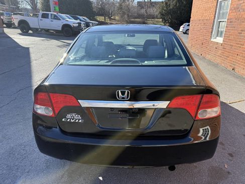 Used 2010 Honda Civic LX image 6