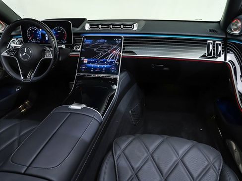 Certified 2024 Mercedes-Benz Maybach S 580 4MATIC image 8
