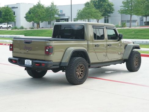 Used 2025 Jeep Gladiator Rubicon AWD/4WD image 5